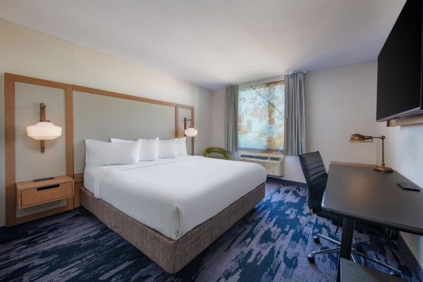 Fairfield Inn by Marriott New York JFK Airport image 15