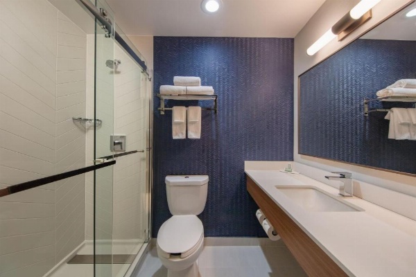 Fairfield Inn by Marriott New York JFK Airport image 19