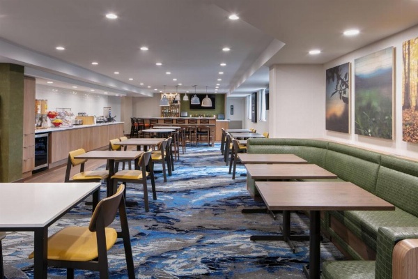 Fairfield Inn by Marriott New York JFK Airport image 25